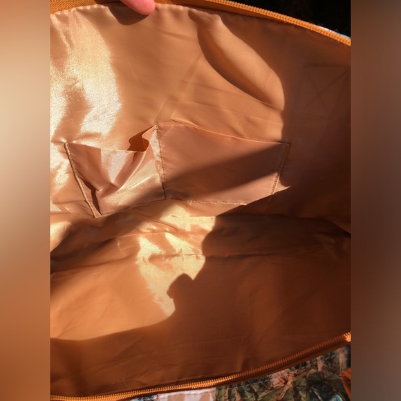 ✨ Weekender Duffel Bag 🌵 - Picture 4 of 5